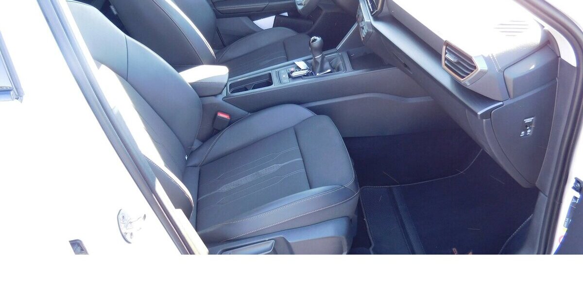 Cupra Formentor 1.5 TSI BMT Klima LED Navi 22.200 km 22.990 &euro; Vordorf 38533