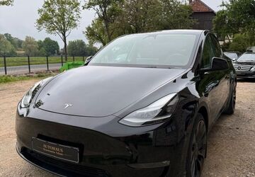 Tesla Model Y 36.000 km 42.490 &euro; Edemissen 31234
