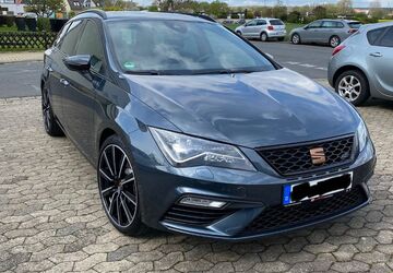 Seat Leon 76.805 km 22.500 &euro; Flöthe 38312