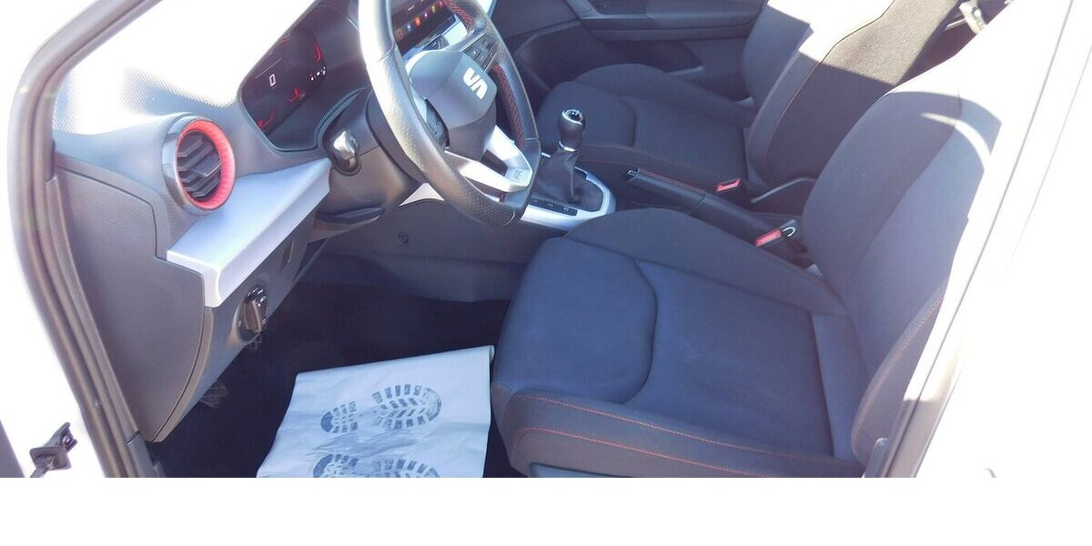 Seat Arona 1.0 FR-Line TSI BMT Navi Klima Alu 33.000 km 16.990 &euro; Vordorf 38533