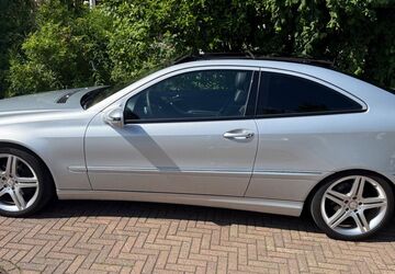 Mercedes-Benz CLC 200 154.800 km 7.490 &euro; Salzgitter 38239