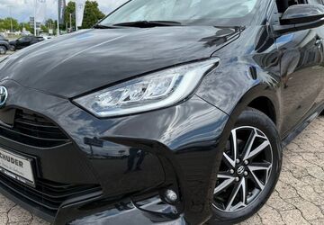 Toyota Yaris 26.600 km 20.980 &euro; Hildesheim 31137