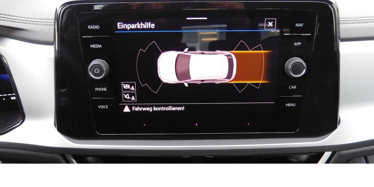 VW T-Roc 1.5 Life TSI BMT DSG Navi Klima Alu 35.700 km 23.990 &euro; Vordorf 38533