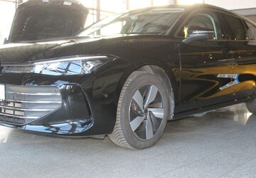 VW Passat Variant 19.801 km 30.570 &euro; Braunschweig 38112