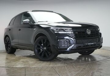 VW Touareg 45.000 km 56.990 &euro; Braunschweig 38110