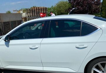 Skoda Superb 182.000 km 14.399 &euro; Ilsede 31241