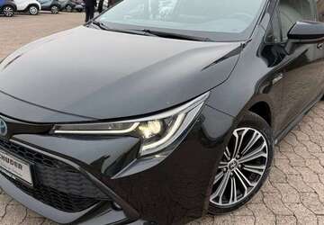 Toyota Corolla 56.200 km 22.900 &euro; Hildesheim 31137