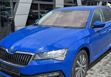 Skoda Superb 141.736 km 17.990 &euro; Vechelde 38159