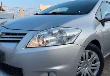 Toyota Auris 218.250 km 3.490 &euro; Hildesheim 31137