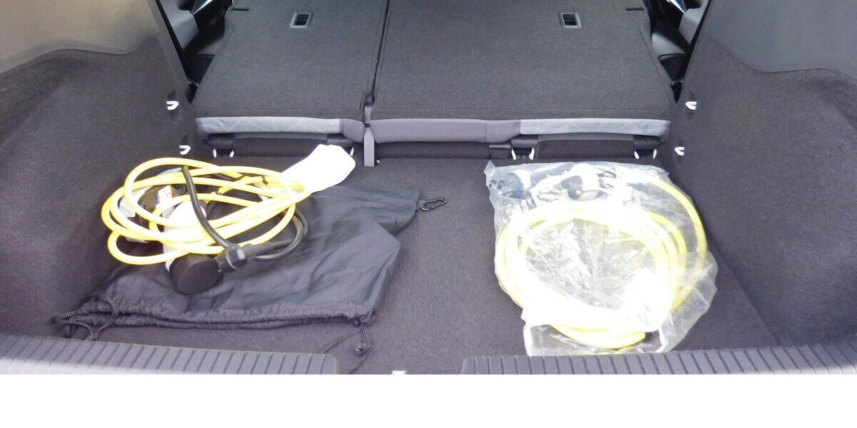 VW ID.3 Pure Performance Automatik Klima Navi 24.000 km 17.390 &euro; Vordorf 38533