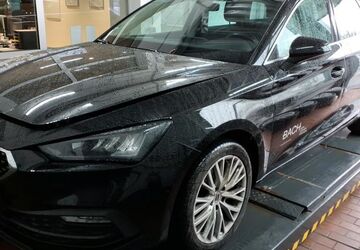 Seat Leon 84.293 km 20.950 &euro; Goslar 38642