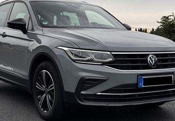 VW Tiguan 62.000 km 26.000 &euro; Braunschweig 38110