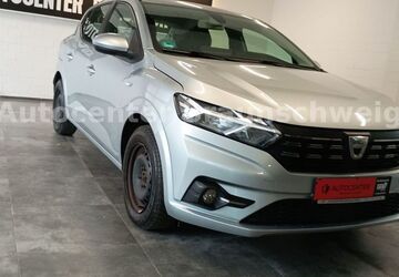 Dacia Sandero 122.000 km 8.450 &euro; Braunschweig 38112