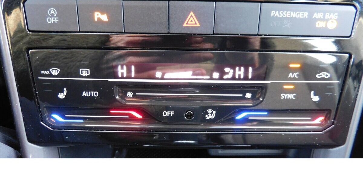 VW T-Cross 1.0 Life BMT TSI Klima Navi 39.500 km 17.990 &euro; Vordorf 38533