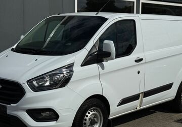 Ford Transit Custom 86.683 km 15.790 &euro; Salzgitter 38259