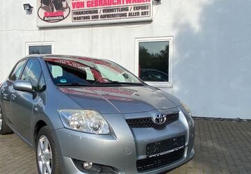 Toyota Auris 97.000 km 4.990 &euro; Goslar 38644