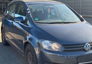 VW Golf 243.500 km 2.900 &euro; Salzgitter 38229