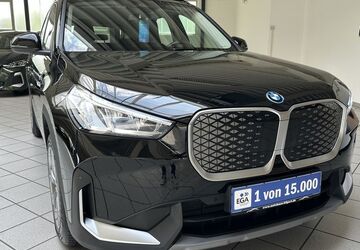 BMW iX1 24.796 km 37.230 &euro; Salzgitter 38228