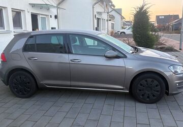 VW Golf 185.000 km 12.600 &euro; Wolfenbüttel 38304