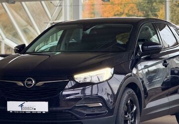 Opel Grandland (X) 94.321 km 13.490 &euro; Salzgitter 38228
