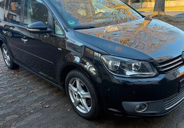 VW Touran 103.000 km 10.999 &euro; Adenstedt 31246