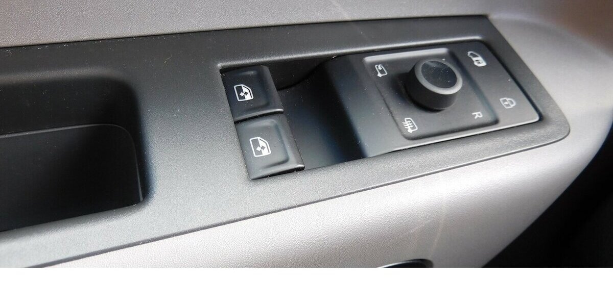 VW ID.Buzz Cargo Elektro 1-Gang Automatik Navi 16.700 km 34.990 &euro; Vordorf 38533