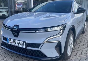 Renault Megane 10.499 km 33.990 &euro; Braunschweig 38124