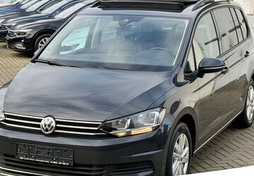 VW Touran 118.367 km 19.999 &euro; Braunschweig 38118