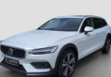 Volvo V60 Cross Country 15.275 km 49.990 &euro; Braunschweig 38114