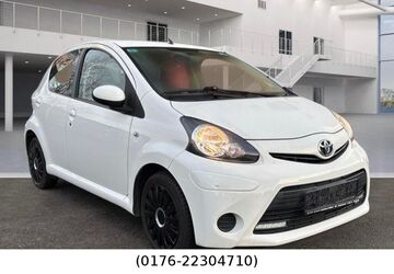 Toyota Aygo (X) 85.000 km 5.850 &euro; Adersheim 38304