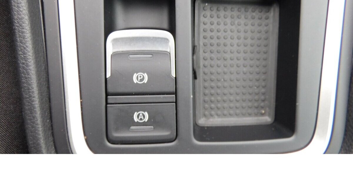 Seat Ateca 1.5 Style TSI BMT Navi Klima Alu 30.400 km 22.690 &euro; Vordorf 38533