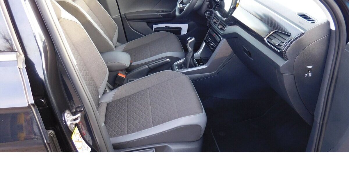 VW T-Cross 1.0 Life BMT TSI Klima Navi 39.500 km 17.990 &euro; Vordorf 38533