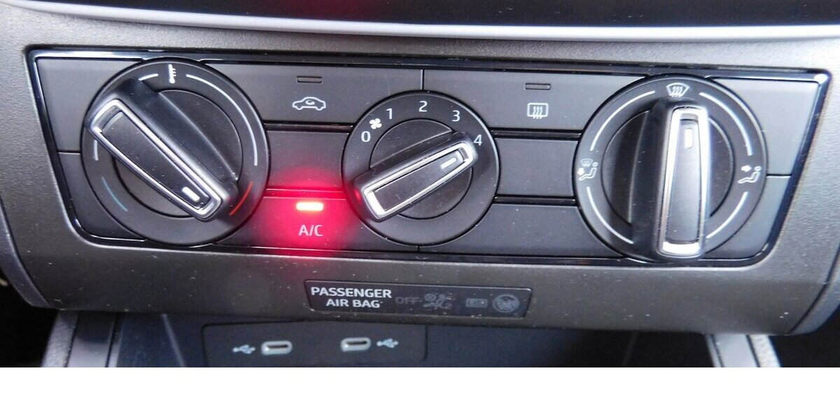 Seat Ibiza 1.0 Style TSI BMT 4Trg Navi Klima 13.700 km 15.990 &euro; Vordorf 38533