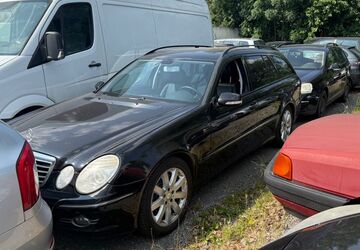 Mercedes-Benz E 320 299.999 km 2.900 &euro; Salzgitter 38229