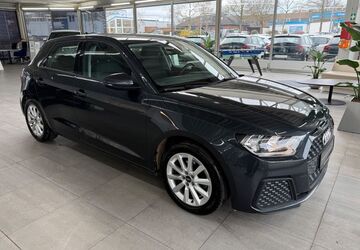 Audi A1 118.000 km 14.790 &euro; Braunschweig 38116