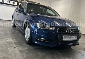 Audi A3 98.000 km 15.900 &euro; Braunschweig 38112