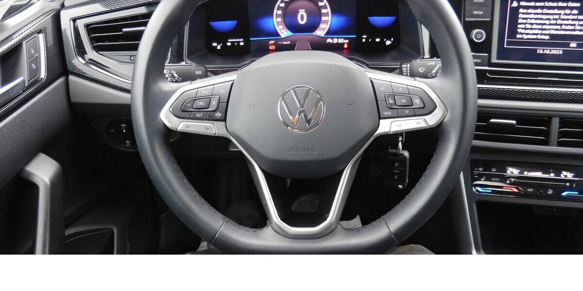 VW Taigo 1.0 TSI BMT Klima Navi LED 26.400 km 16.690 &euro; Vordorf 38533