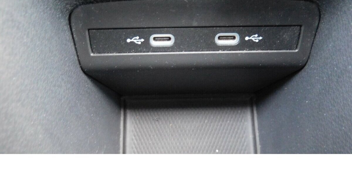 VW ID.3 Pure Performance Automatik Klima Navi 24.000 km 17.390 &euro; Vordorf 38533