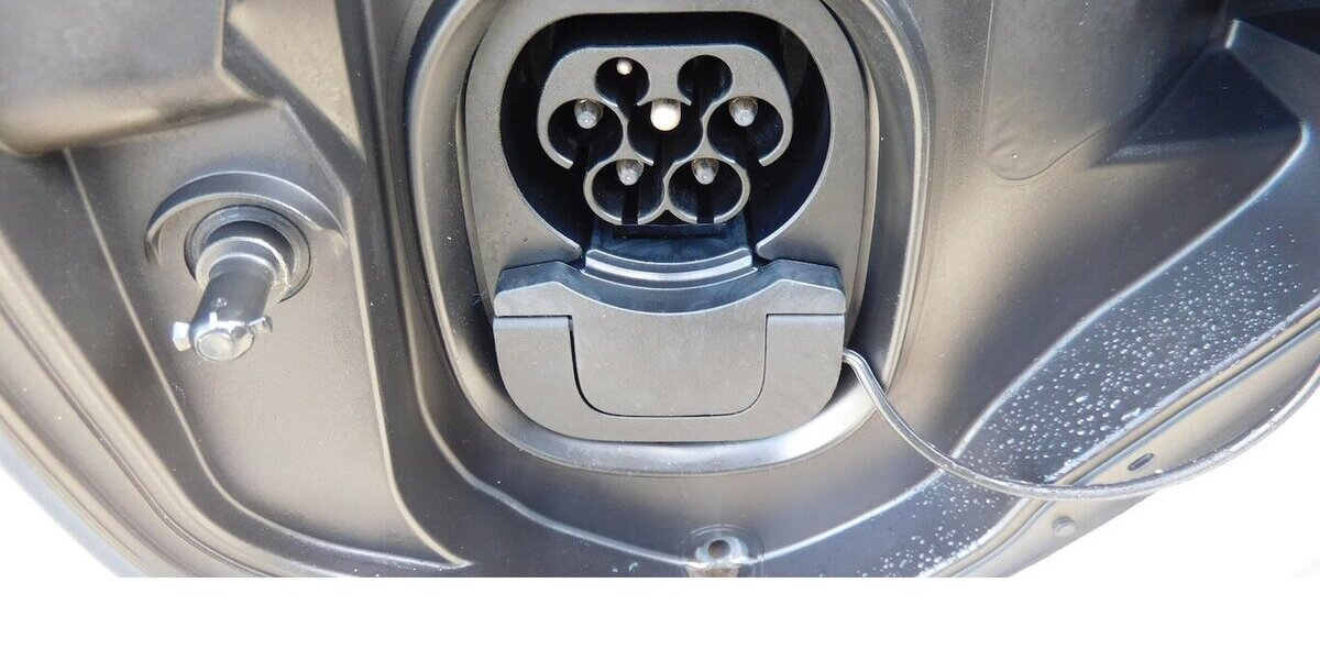 VW ID.Buzz Cargo Elektro 1-Gang Automatik Navi 16.700 km 34.990 &euro; Vordorf 38533