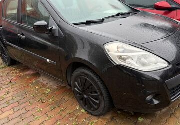 Renault Clio 68.000 km 4.350 &euro; Wolfenbüttel (Halchter) 38304