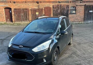 Ford B-Max 71.000 km 9.999 &euro; Denkte 38321