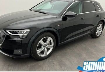 Audi e-tron 13.250 km 38.400 &euro; Peine 31226