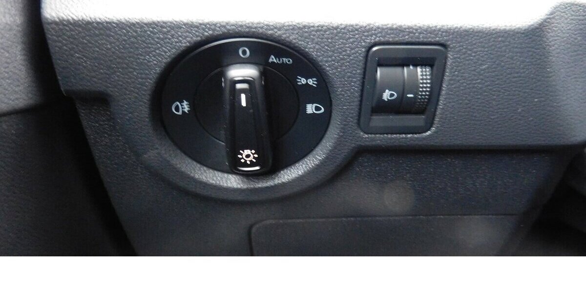 VW T-Cross 1.0 Life Active BMT TSI Klima Navi 33.700 km 18.990 &euro; Vordorf 38533