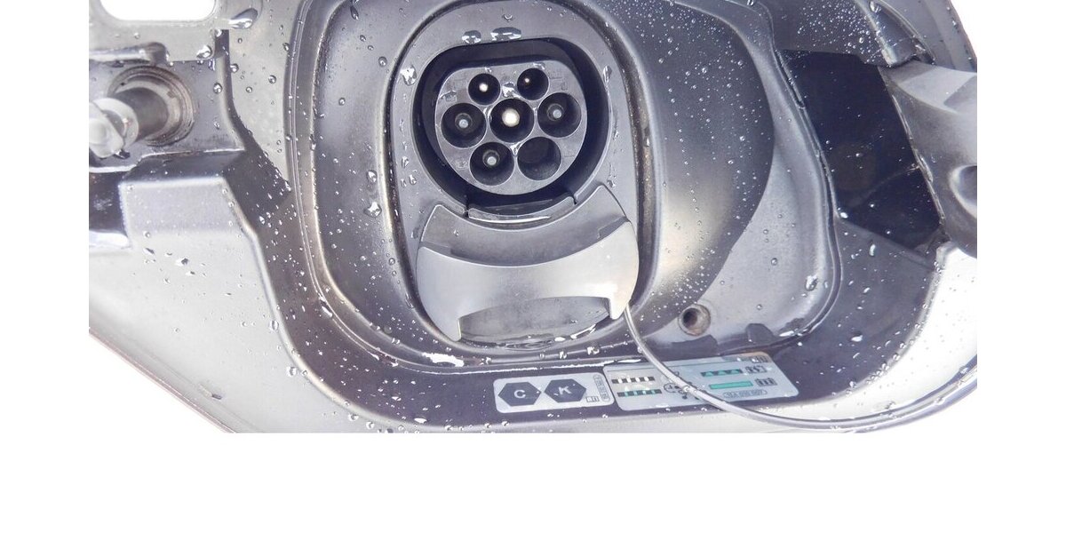 VW ID.3 Pure Performance Automatik Klima Navi 24.000 km 17.390 &euro; Vordorf 38533