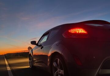 Hyundai Veloster 206.000 km 5.800 &euro; Börßum 38312