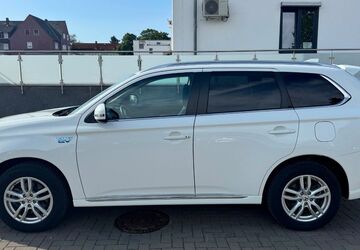 Mitsubishi Outlander 39.632 km 17.900 &euro; Salzgitter-Lebenstedt 38226