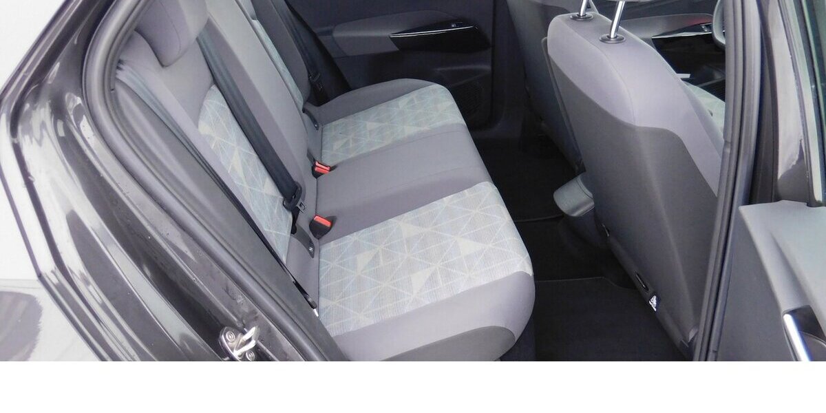 VW ID.3 Pure Performance Elektrik 1-Gang Navi 28.500 km 17.990 &euro; Vordorf 38533