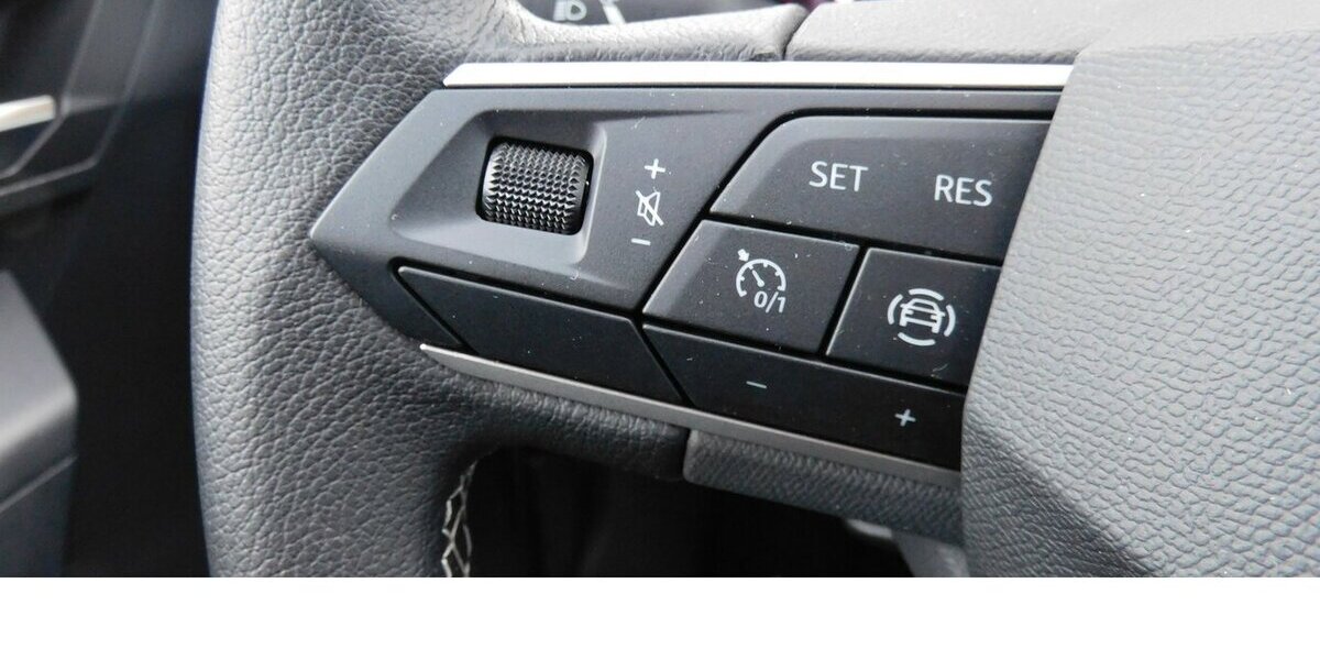 Seat Ibiza 1.0 Style TSI BMT 4Trg Navi Klima 13.700 km 15.990 &euro; Vordorf 38533