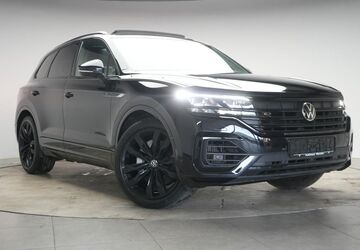 VW Touareg 45.000 km 52.490 &euro; Braunschweig 38110