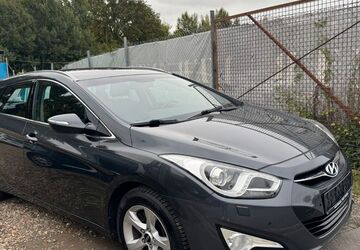 Hyundai i40 211.000 km 5.900 &euro; Braunschweig 38120